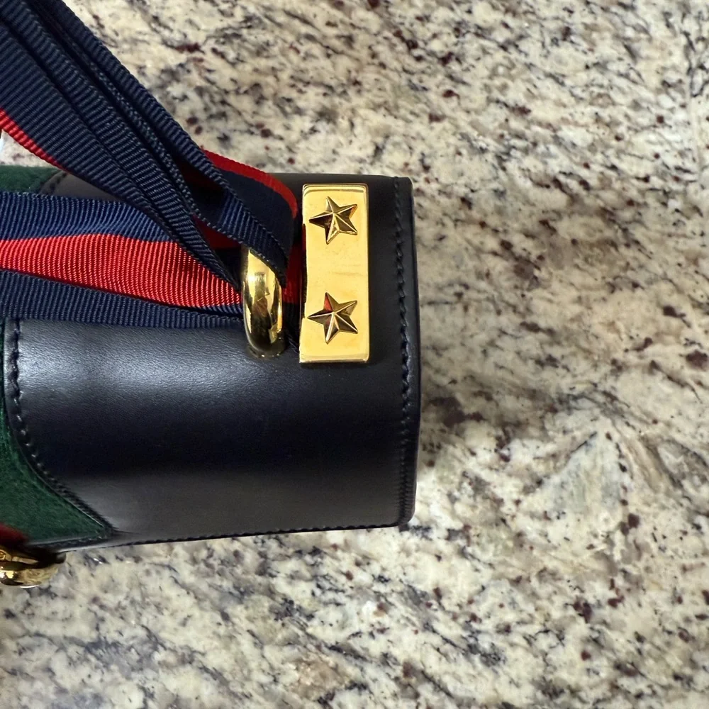 Gucci Navy Sylvie EUC - Picture 7 of 8